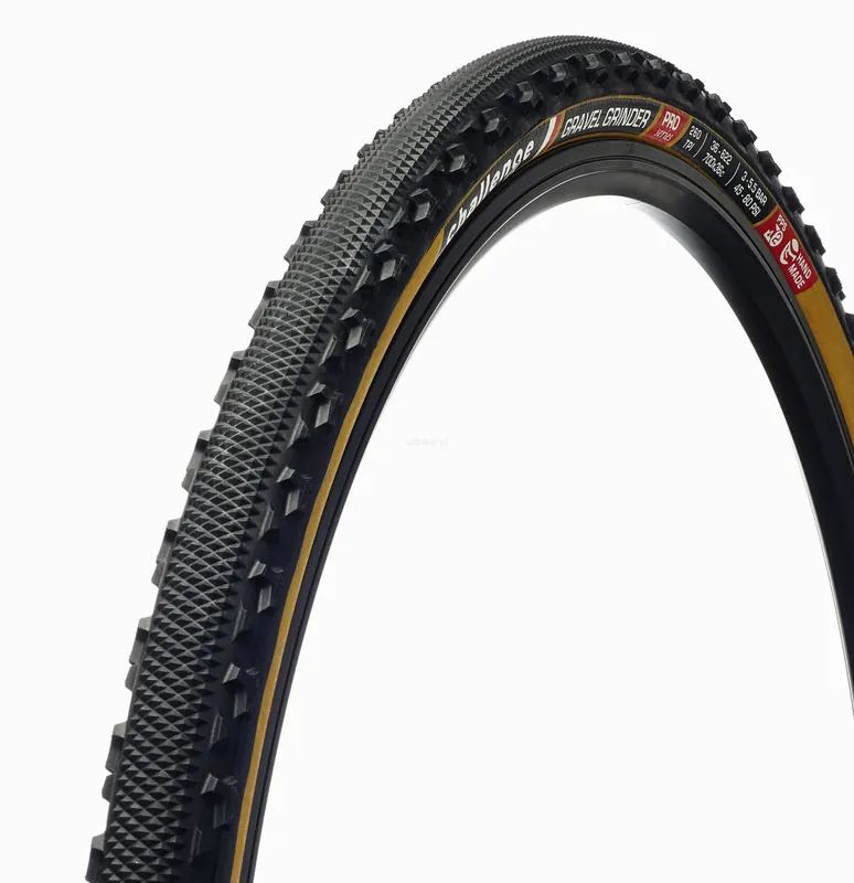 Tylko do końca tygodnia CHALLENGE GRAVEL Grinder OPEN TUB czarny/krem 700x36c 260 TPI