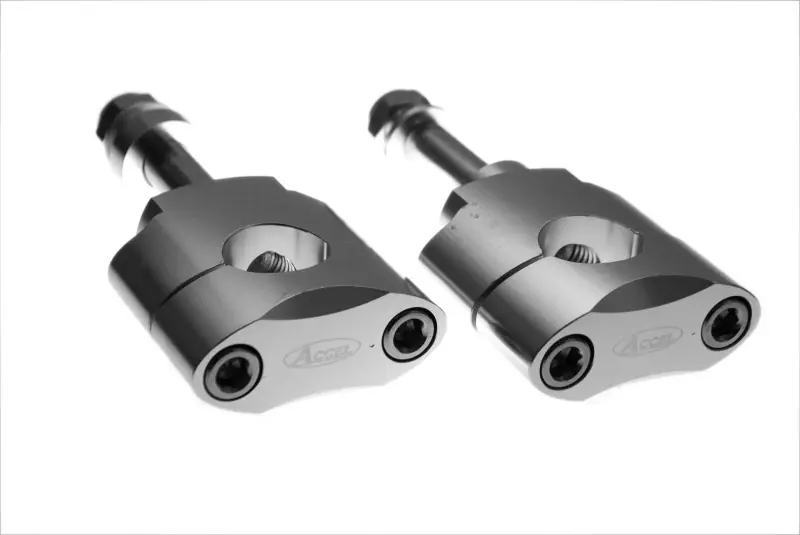 Rabat ACCEL MOCOWANIE/PODWYŻKI KIEROWNICY (22,2MM) WYS. 34,7MM ZE ŚRUBĄ M12 KOLOR SREBRNY (BM-07SV22)